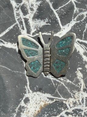💯 % Silver Butterfly Turquoise Brooch